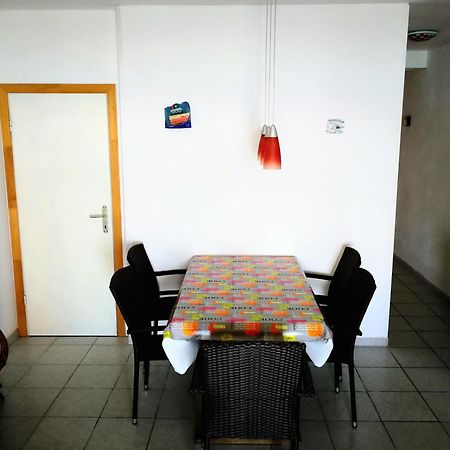 Apartments Luna Žuljana 外观 照片